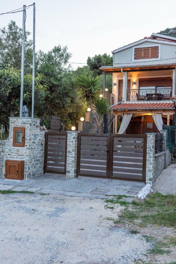 Cavas Luxury Apartments Nea Iraklitsa Bagian luar foto