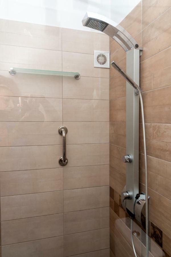 Cavas Luxury Apartments Nea Iraklitsa Bagian luar foto