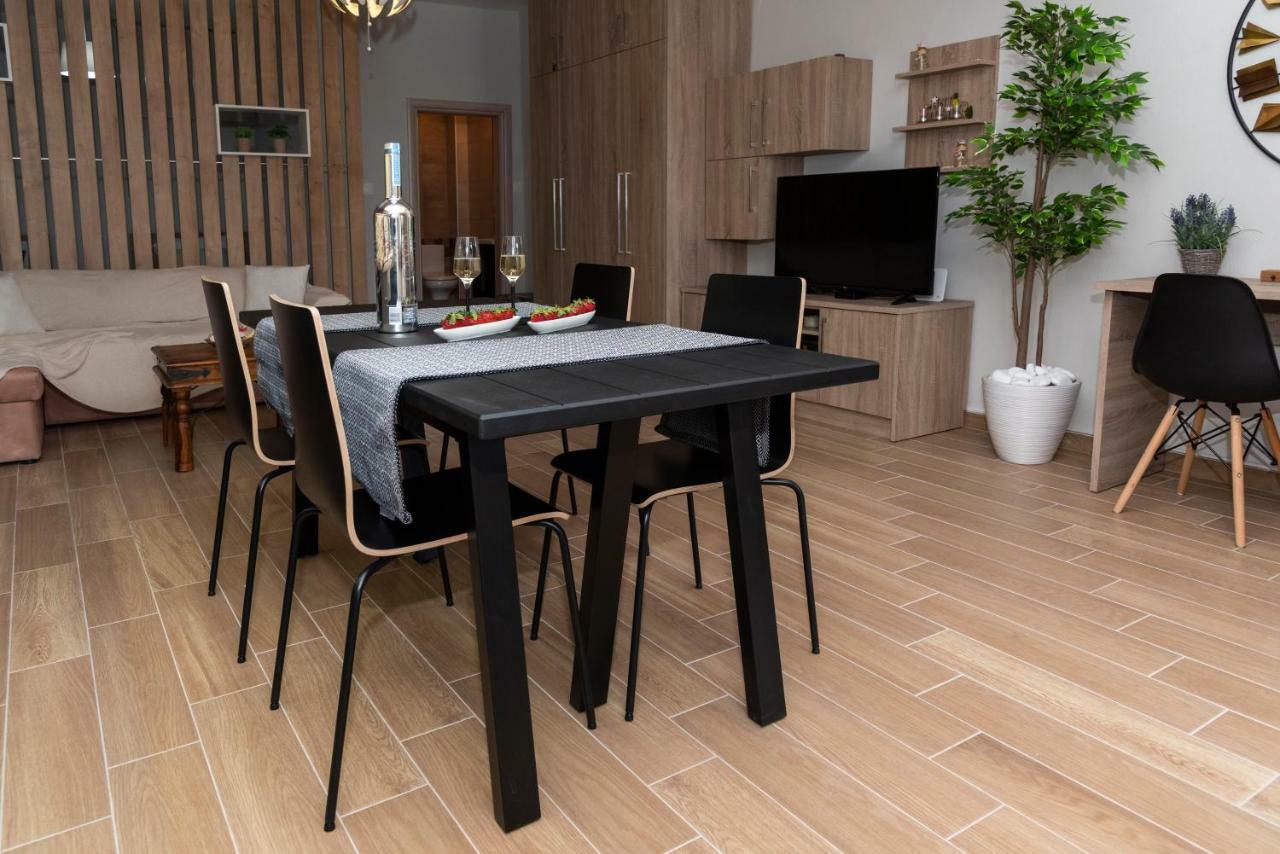 Cavas Luxury Apartments Nea Iraklitsa Bagian luar foto