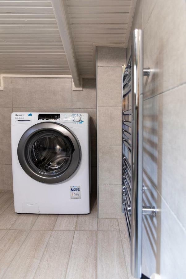 Cavas Luxury Apartments Nea Iraklitsa Bagian luar foto