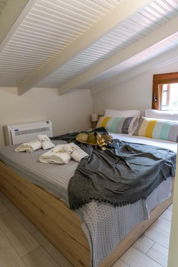 Cavas Luxury Apartments Nea Iraklitsa Bagian luar foto